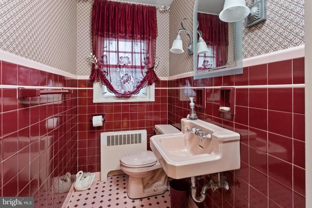 205 CORNWALL AVE, Trenton, NJ 08618
