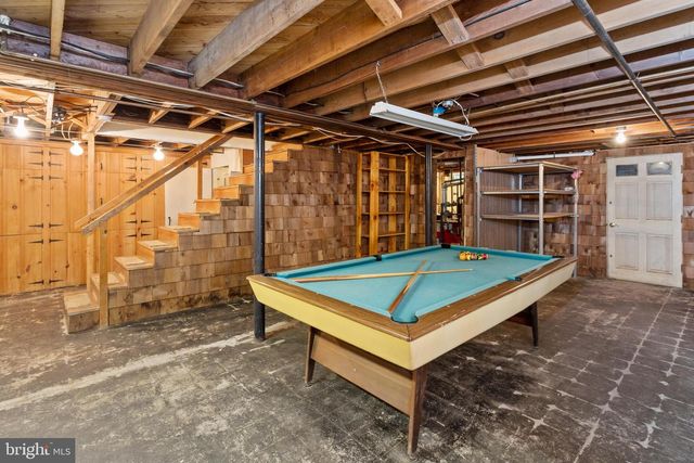 205 CORNWALL AVE, Trenton, NJ 08618