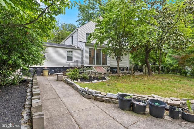 205 CORNWALL AVE, Trenton, NJ 08618