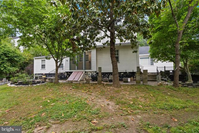 205 CORNWALL AVE, Trenton, NJ 08618