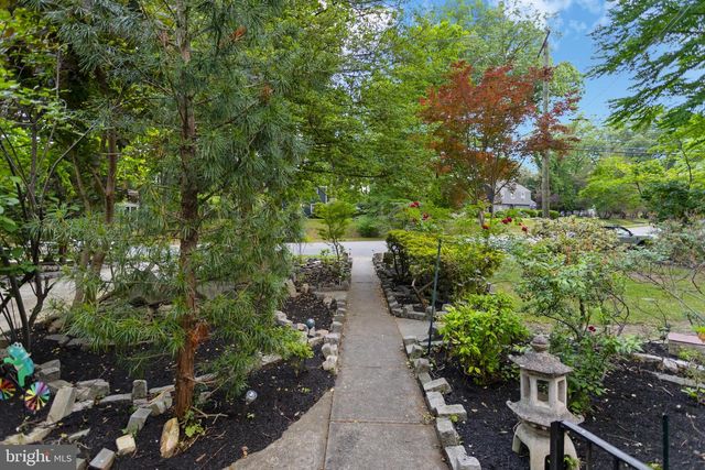 205 CORNWALL AVE, Trenton, NJ 08618