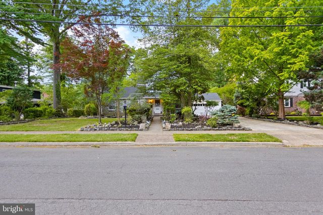 205 CORNWALL AVE, Trenton, NJ 08618