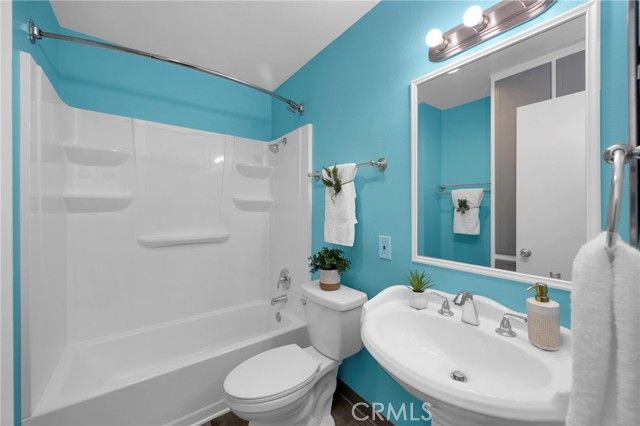 13451 Village, Cerritos, CA 90703