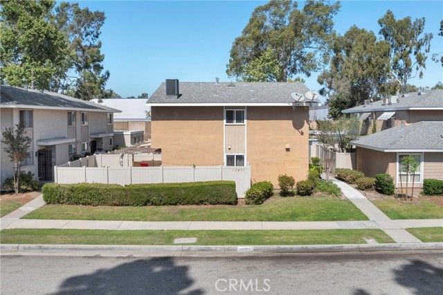 13451 Village, Cerritos, CA 90703
