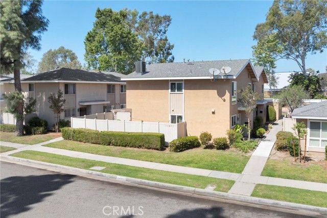 13451 Village, Cerritos, CA 90703