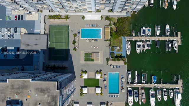 18011 Biscayne Boulevard 903, Aventura, FL 33160