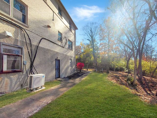 5751 Belmont Avenue, Cincinnati, OH 45224