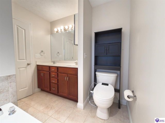 122 Tuscany Lane, Vine Grove, KY 40175