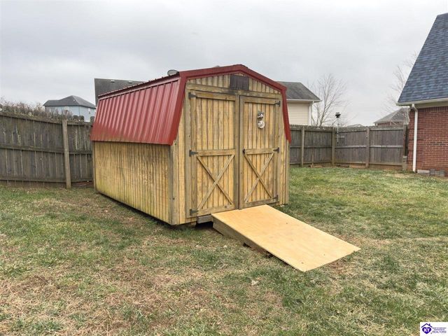 122 Tuscany Lane, Vine Grove, KY 40175