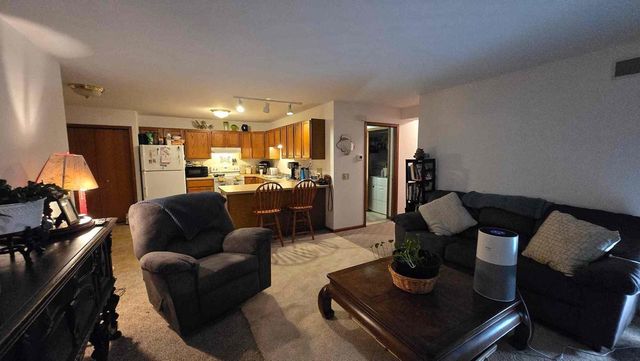 601 Seminole Way, Deforest, WI 53532