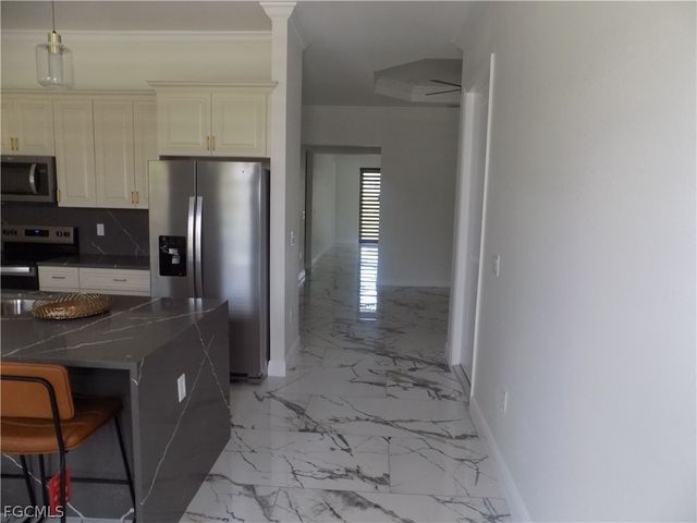 2924 Dunbar AVE, Fort Myers, FL 33916