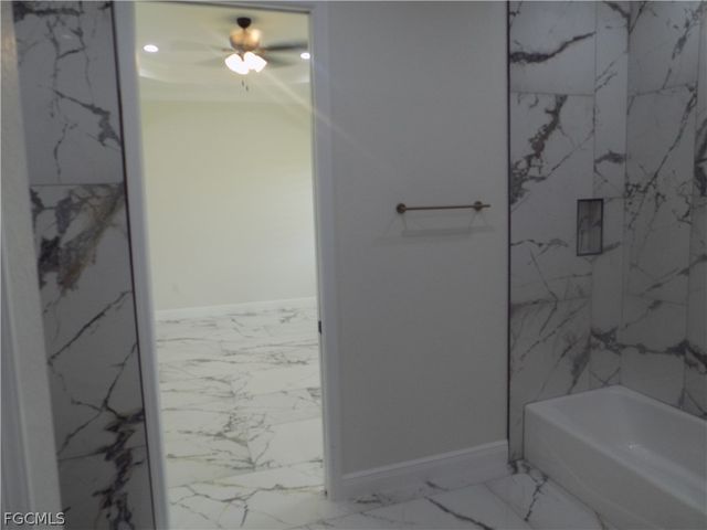 2924 Dunbar AVE, Fort Myers, FL 33916