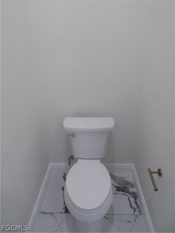 2924 Dunbar AVE, Fort Myers, FL 33916