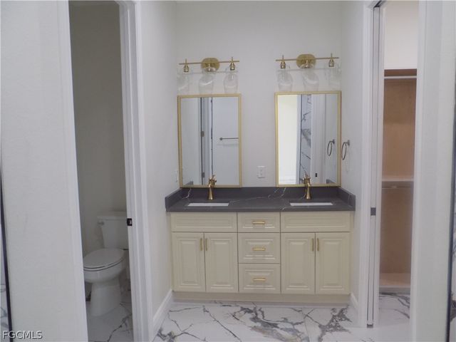 2924 Dunbar AVE, Fort Myers, FL 33916