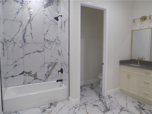 2924 Dunbar AVE, Fort Myers, FL 33916