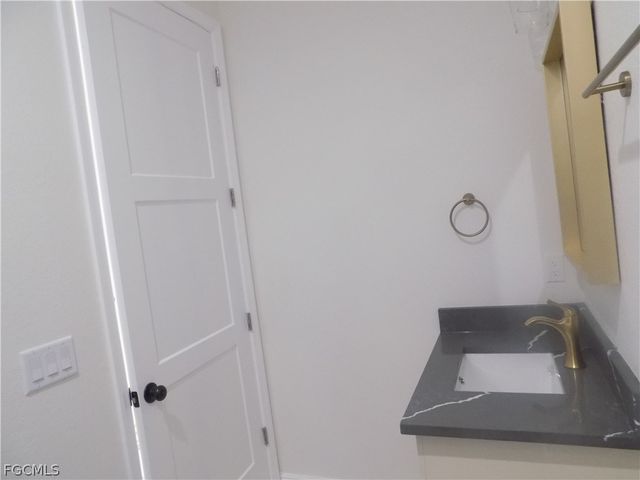 2924 Dunbar AVE, Fort Myers, FL 33916