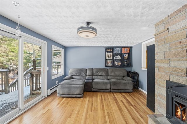 42 Orchard Drive, Scituate, RI 02831