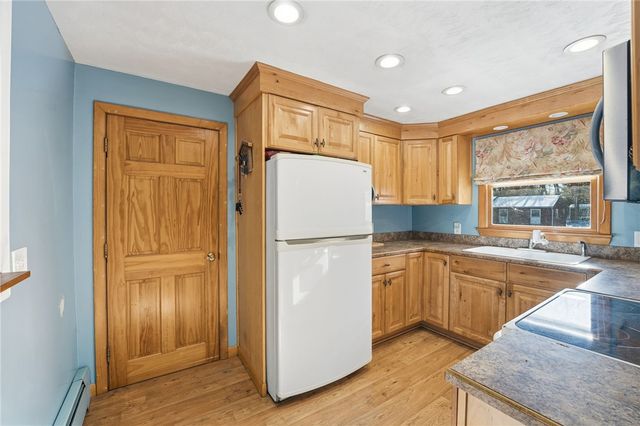 42 Orchard Drive, Scituate, RI 02831