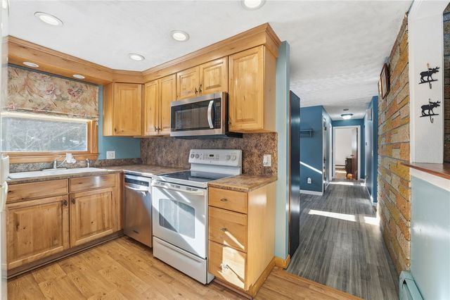 42 Orchard Drive, Scituate, RI 02831