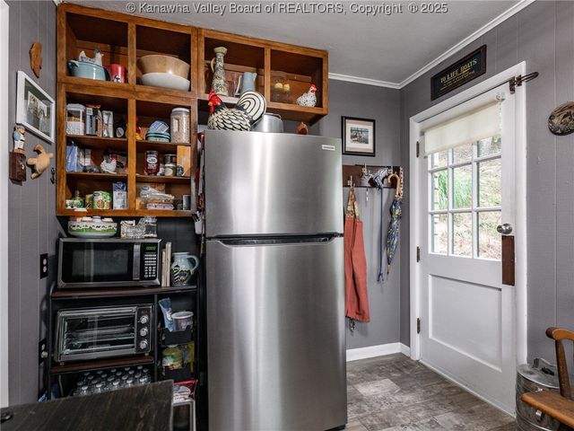 1538 Clark Road, Charleston, WV 25314