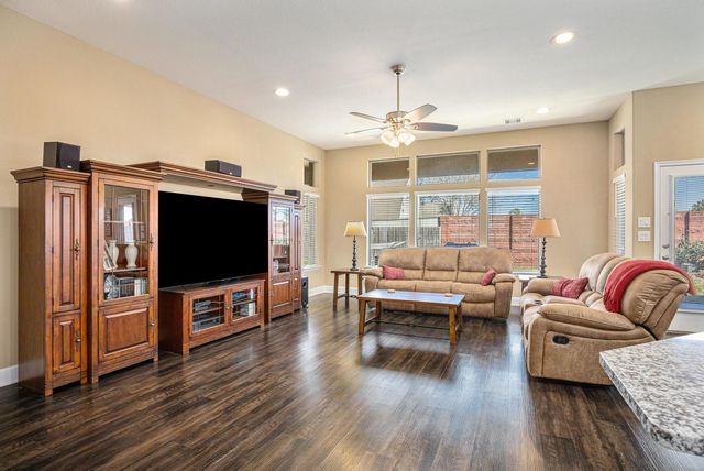 8614 Redstone Hills Drive, Cypress, TX 77433