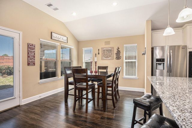 8614 Redstone Hills Drive, Cypress, TX 77433