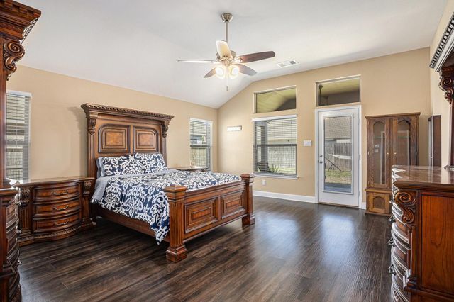 8614 Redstone Hills Drive, Cypress, TX 77433