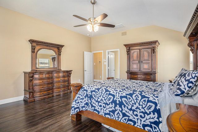 8614 Redstone Hills Drive, Cypress, TX 77433