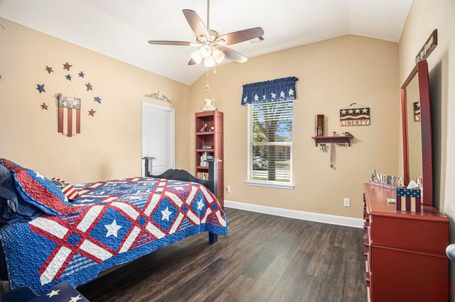 8614 Redstone Hills Drive, Cypress, TX 77433