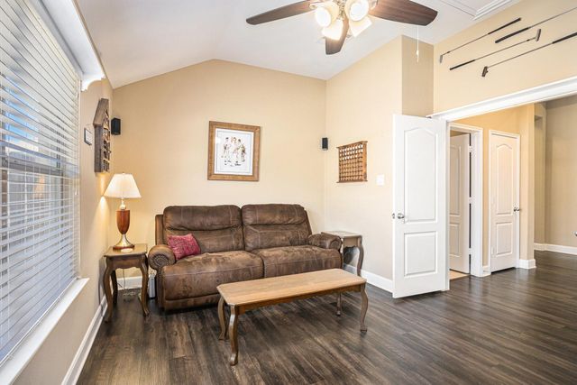 8614 Redstone Hills Drive, Cypress, TX 77433