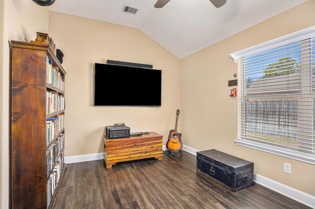 8614 Redstone Hills Drive, Cypress, TX 77433