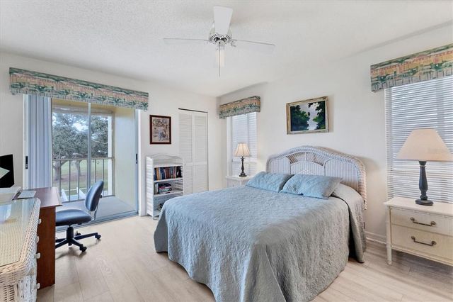 402 CERROMAR CIRCLE N 207, Venice, FL 34293