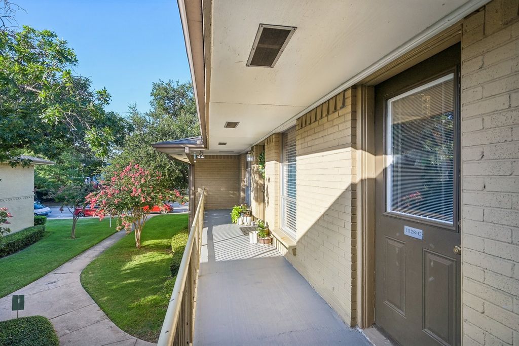 11128 Valleydale Drive C, Dallas, TX 75230