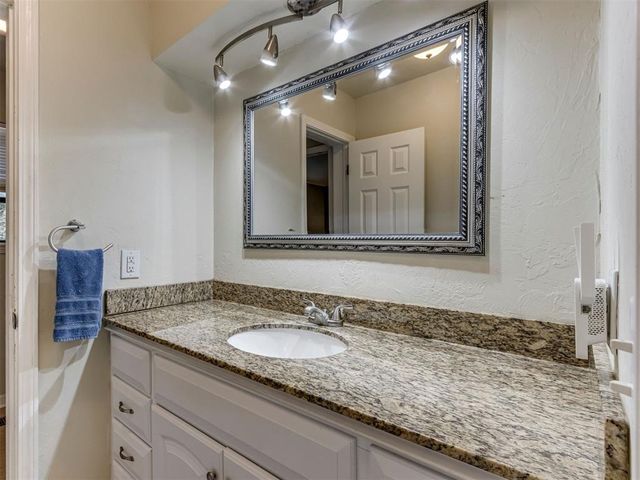 1100 Pintail Place, Edmond, OK 73003