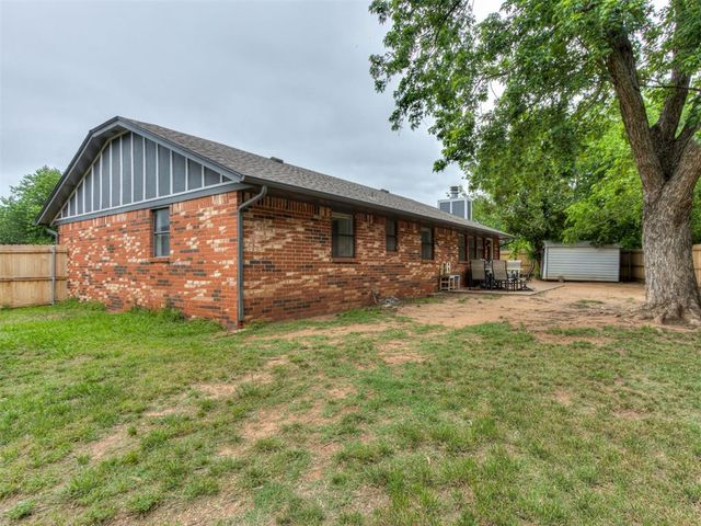 1100 Pintail Place, Edmond, OK 73003