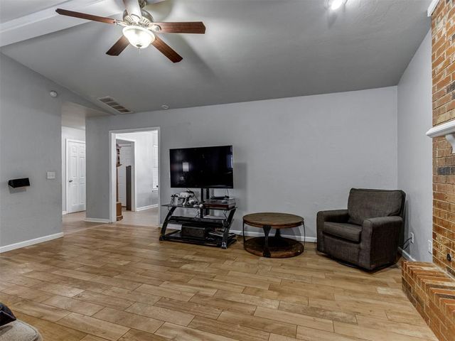 1100 Pintail Place, Edmond, OK 73003