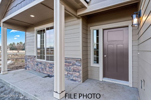 8051 N Pasture View ST, Post Falls, ID 83854