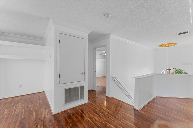 617 LAKESCAPE COURT, Orlando, FL 32828