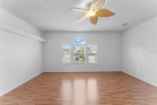 617 LAKESCAPE COURT, Orlando, FL 32828