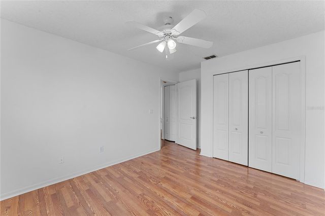 617 LAKESCAPE COURT, Orlando, FL 32828