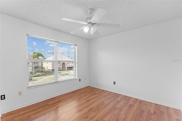 617 LAKESCAPE COURT, Orlando, FL 32828
