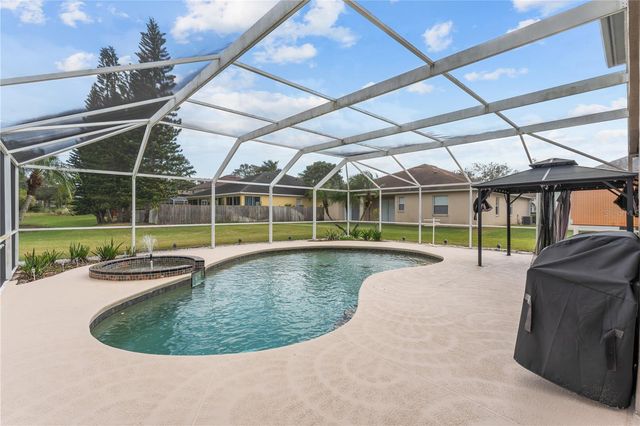 617 LAKESCAPE COURT, Orlando, FL 32828