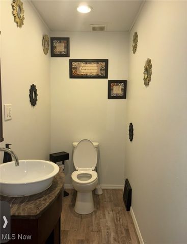 1827 Idlewood Avenue, East Cleveland, OH 44112