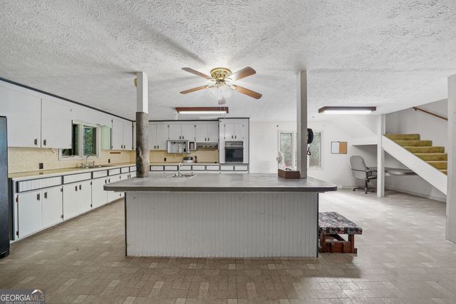 522 Duncan Bridge Road, Alto, GA 30510