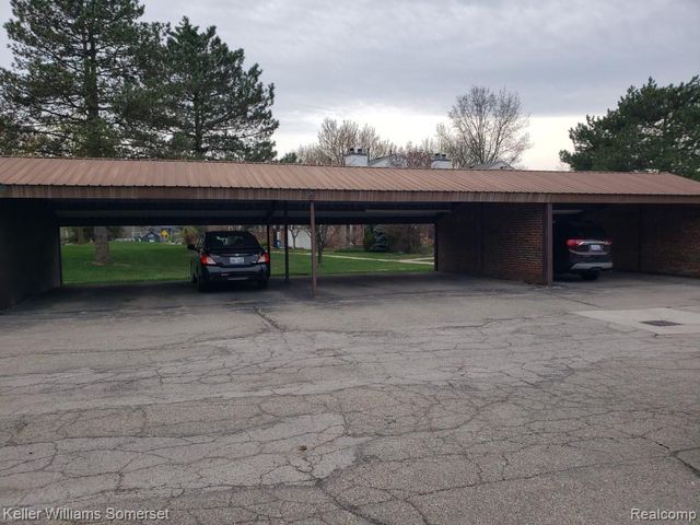 38844 Golfview Drive, Clinton Township, MI 48038