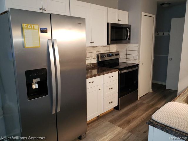 38844 Golfview Drive, Clinton Township, MI 48038