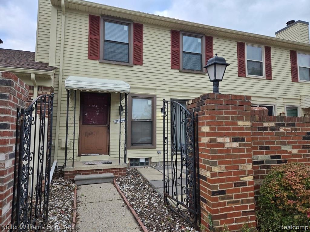 38844 Golfview Drive, Clinton Township, MI 48038