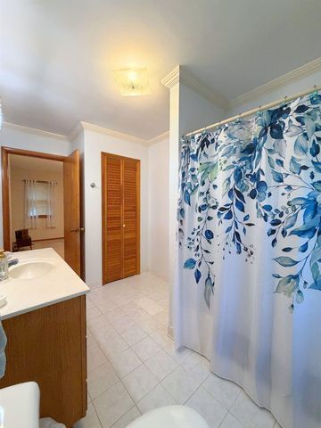 7099 N Henderson Road, Richfield Twp, MI 48420