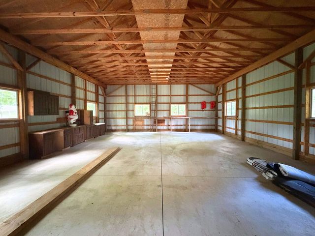 7099 N Henderson Road, Richfield Twp, MI 48420