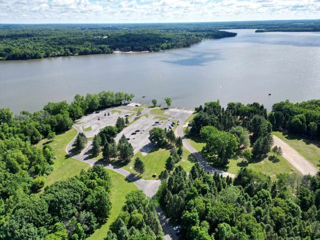 7099 N Henderson Road, Richfield Twp, MI 48420